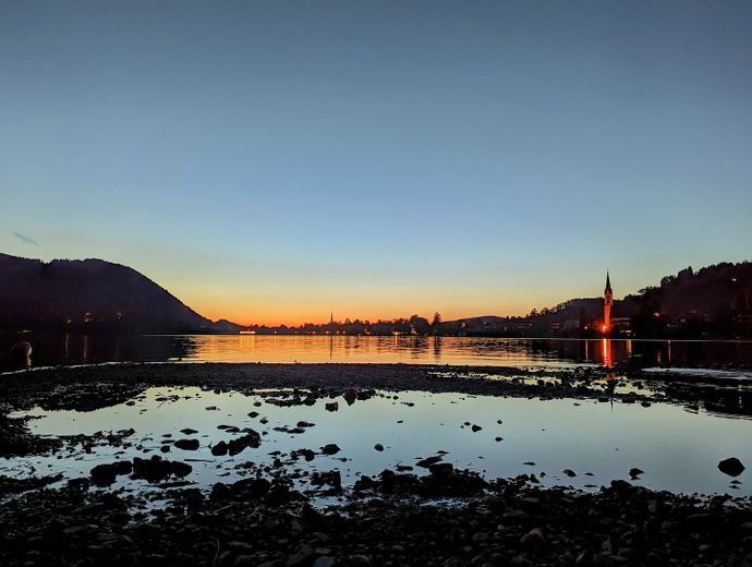 Baugrundstück - Baulücke - voll erschlossen – Abendstimmung Schliersee