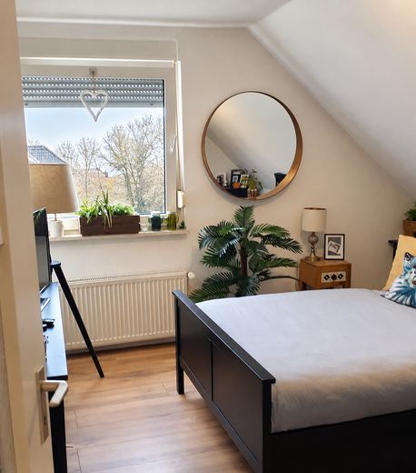 Helle 3-Zimmer-Dachgeschosswohnung in Lüdenscheid-Staberg – 87 m² – Foto 3