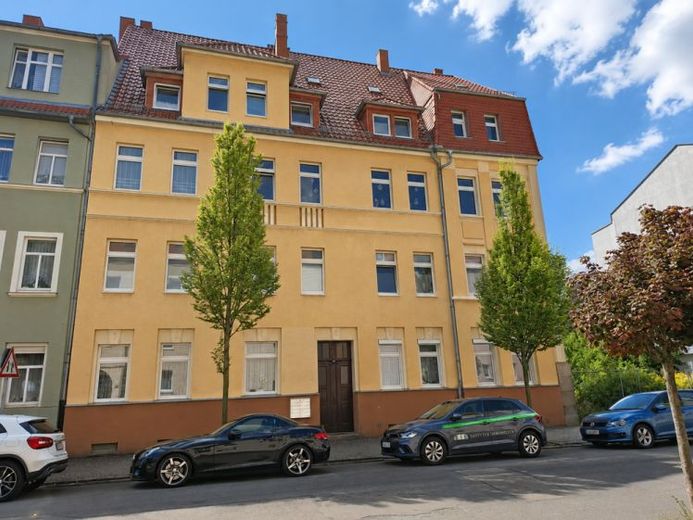 ERSTBEZUG nach Sanierung | 2 Zimmer mit Küche, Duschbad und Balkon – Foto 1