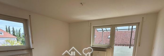 Frisch renovierte 2,5-Zimmer-Wohnung mit Blick ins Grüne in Erlenstegen