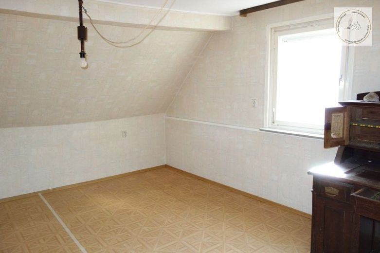 Reserviert - 1 Familienhaus mit Potenzial und sehr großem ,über 2000 qm, Garten – Bild 15