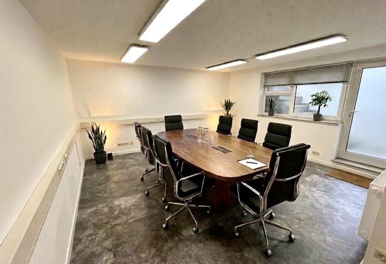 Büro / Gewerbefläche 152 qm (bis zu 323 qm möglich) in Oberhausen Königshardt PROVISIONSFREI – Mögliche Gestaltung Raum UG
