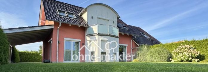 Lübbenau/Spreewald में बड़े बगीचे वाला आधुनिक वास्तुकार-निर्मित घर