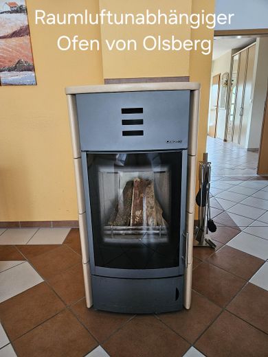 Provisionsfreier Bungalow in ruhiger Lage – Ofen Wohnzimmer