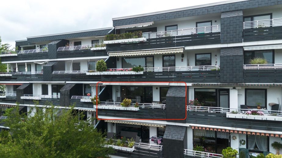 Rückseite - Balkonterrasse