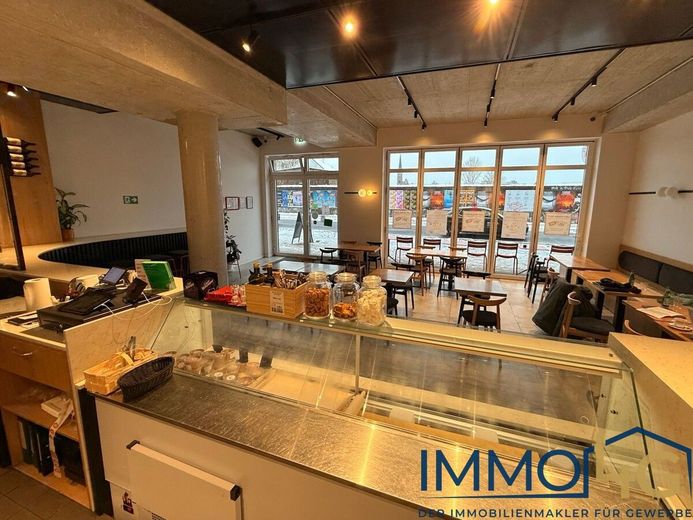 Modernes Restaurant in Friedrichshainer Top Lage – WhatsApp Image 2026-01-09 at 10.22.13
