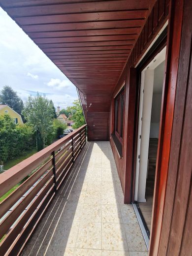 Attic apartment with south-facing balcony – Südbalkon