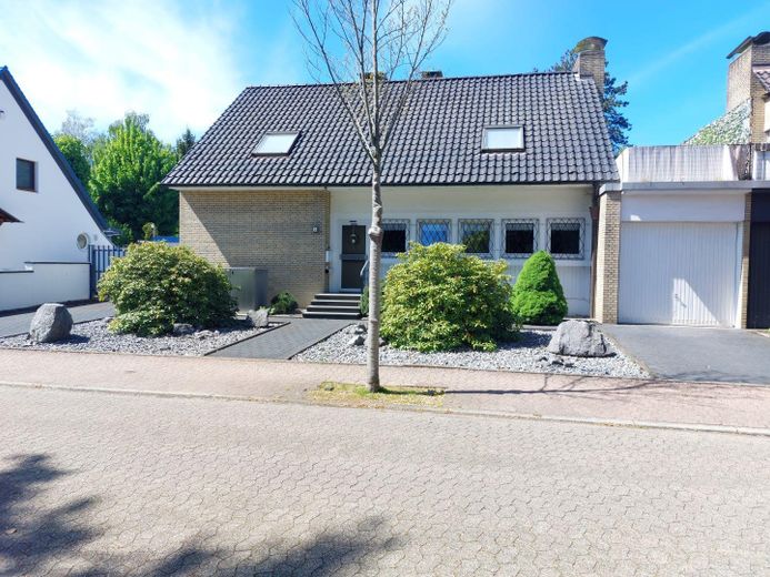Straßenansicht