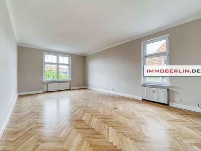 IMMOBERLIN.DE - Completamente risanata & elegante! Raffinato appartamento in edificio d'epoca in posizione attraente – Foto 1
