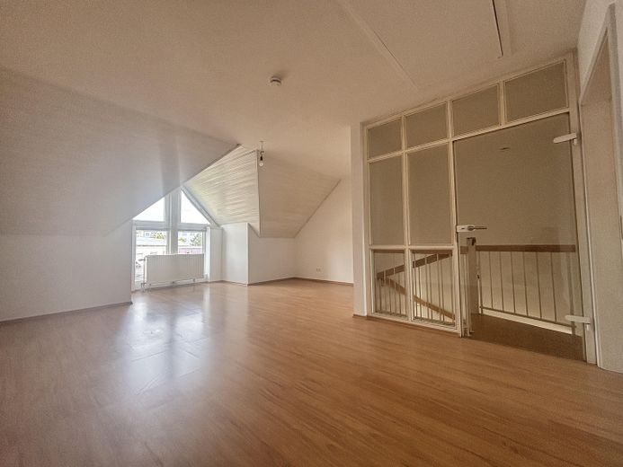 Helle 4,5 Zimmer Maisonette-Wohnung zu vermieten – Whg 3 Zimmer 2 (oben)