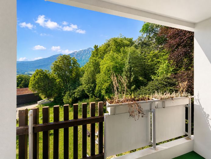 Wohnen mit Aussicht: Sonnige 3-Zimmer-Wohnung in begehrter Lage – Balkon Schlafzimmer