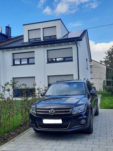 Hochwertig modernisiertes Einfamilienhaus in begehrter, stadtnaher Lage (provisionsfrei, Erstbezug) – Hausansicht