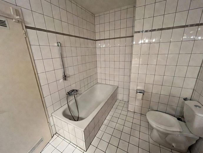 Casa adosada con potencial en Starnberg: cerca del lago, todo a mano – Foto 11