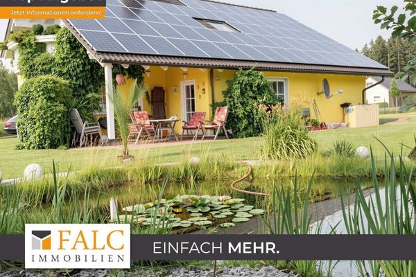Casa unifamiliare esclusiva con appartamento indipendente, impianto fotovoltaico e incantevole terreno con giardino