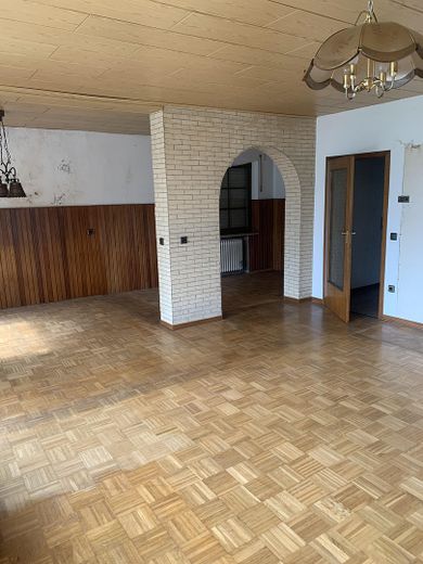 Doppelhaushälfte auf 531 m² Grundstück – vielseitig nutzbar & ruhig gelegen – Wohnzimmer/Küche EG