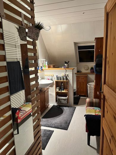 Charmantes Haus mit traumhaftem Garten – Foto 12