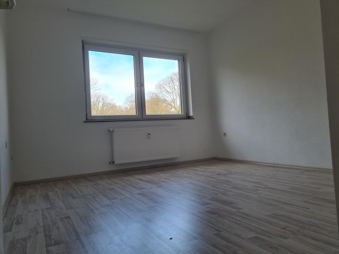 Ruhiges Wohnen, stadtnah in Ge-Buer mit Balkon, Terrasse & Garten – Beisp. Schlafzi. Nachbarwohnun
