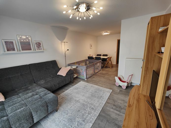 Wohnzimmer/Esszimmer