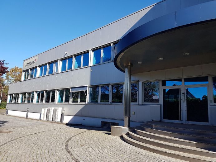 Kleine Bürofläche, Homeoffice-Ersatz sofort verfügbar – Gebäude