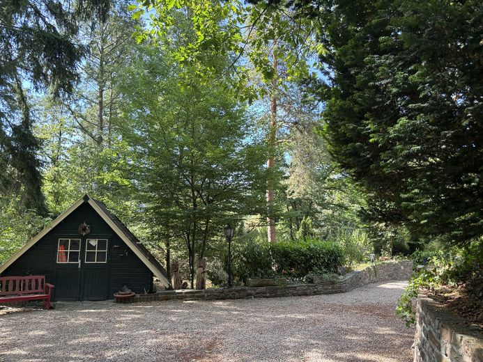 Proprietà unica in posizione isolata da sogno – Foto 8