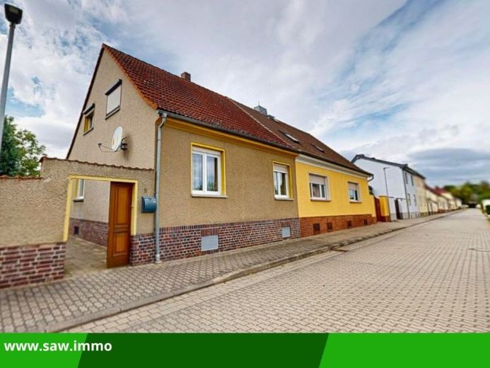 Ohne Käuferprovision - Doppelhaushälfte in ruhiger Seitenstraße mit großem Grundstück – Foto 1