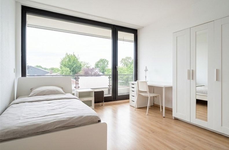 15 m² WG-Zimmer | 550 € warm | Königswinter-Ittenbach – Zimmer