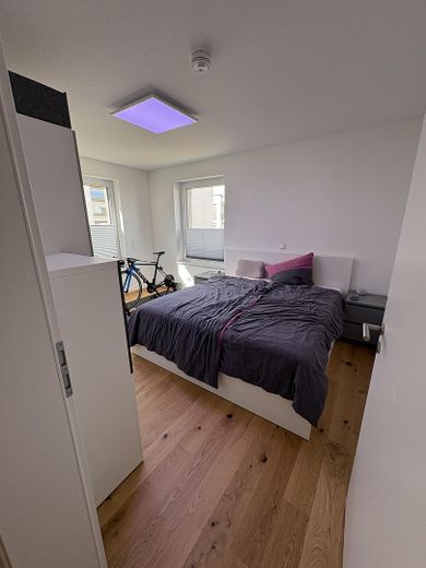 Pregiato appartamento di 3 locali nell’area Glashütte – parquet in rovere, cucina componibile, Smart Home, posto auto interrato – Schlafzimmer
