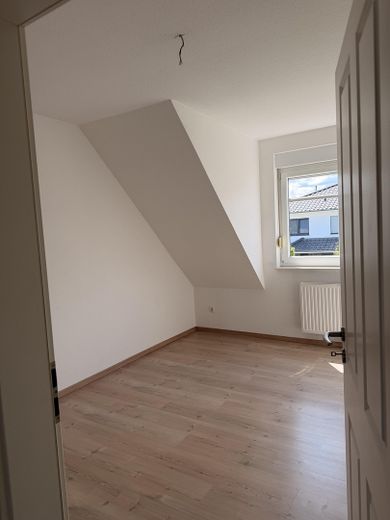 Modern rijtjeshuis in Apensen te koop – Kinderzimmer 1
