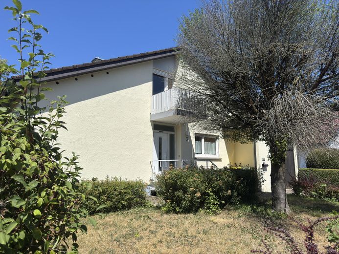 Reserviert: Familienhaus mit Garten, Garage und viel Gestaltungspotenzial in Baienfurt – Foto 1