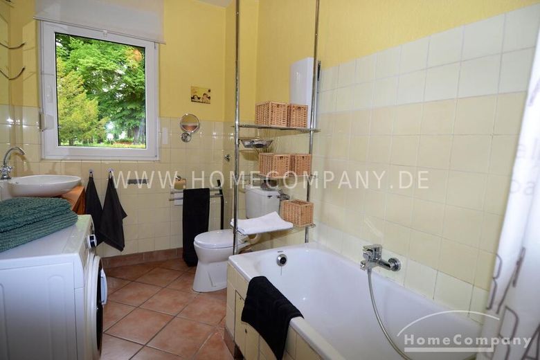 Helle und stilvoll möblierte Wohnung mit großem Balkon und Gartenblick – bbacf7b933dba01a878581334576d47d256a8231.jpg