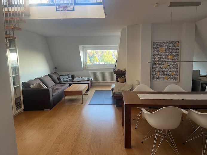 Einzigartige Wohnung mit Weitblick im Lehenviertel – Foto 3