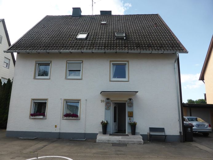 2-Generationen-Haus mit zusätzlicher Einliegerwohnung in Bad Wörishofen – Hausansicht
