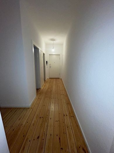 Erstbezug nach Kernsanierung – Traumhafte 3-Zimmer-Wohnung mit großem Balkon, Garten und Top-Anbindung – Foto 7