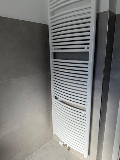 Neuwertige, stilvolle 2,5 -Zimmer-Wohnung nach Sanierung – Foto 11