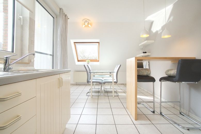 Helle Wohnung mit eigenem Eingang, Balkon und viel Komfort zum Wohlfühlen, Internetzugang möglich – 84dc0f75f69160d47c20c29f1a2e50ef16ec63ba.jpg