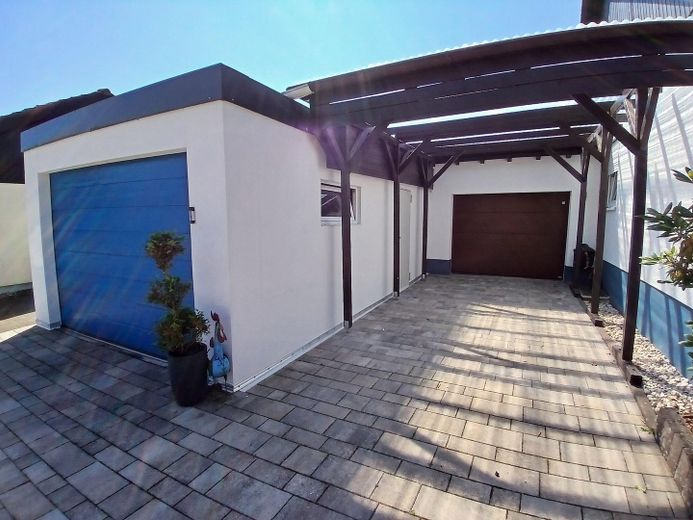 PROVISIONSFREI - Großer, charmanter  Bungalow mit Untergeschoß - keine Renovierungen, nur einziehen! – Platz für 5 PKW