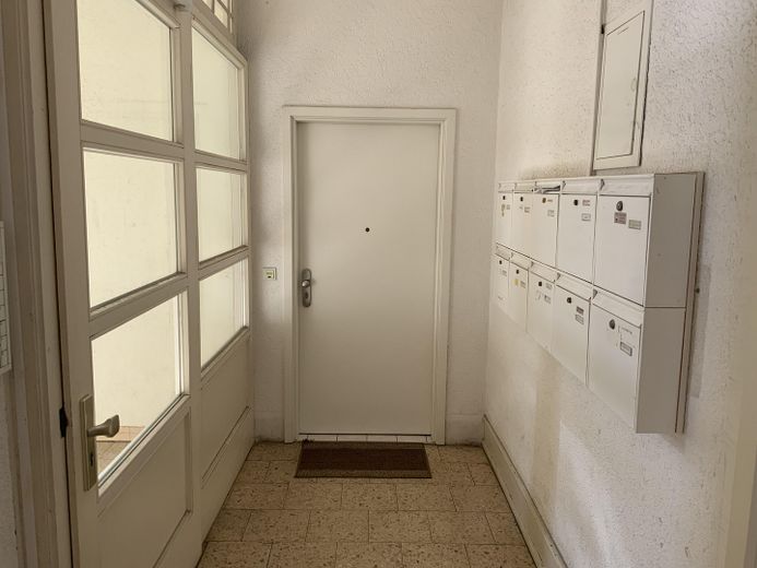 Appartement 1 pièce avec cuisine et salle de bains, pour célibataires ou couples, en face de la zone piétonne, Rheinstr. Wiesbaden – Photo 11