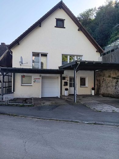 Beverungen-OT, Wohnhaus – b5a637f3d8a2b8aed3cd84661b96aa44.jpg