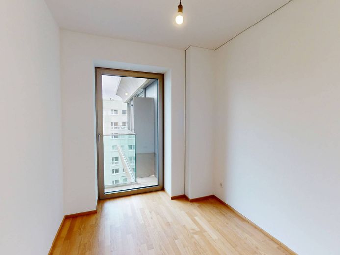 Wymarzone mieszkanie w zasięgu spaceru od Alexanderplatz: 3-pokojowe mieszkanie w nowym budownictwie z BALKONEM i w pełni wyposażoną kuchnią w północno-zachodniej części Friedrichshain – Ansicht I: Schlafzimmer I