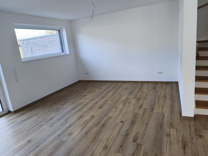 Moderne Neubau-Doppelhaushälfte – Foto 3