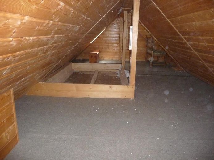 Ferienhaus, idyllisch gelegen – DG 1