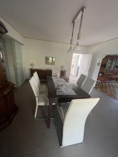 Przestronny, zadbany dom jednorodzinny w pobliżu granicy z Luksemburgiem – Foto 15