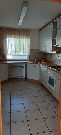 Geräumiges Reihenendhaus in WN-Neustadt mit Fernblick – Küche