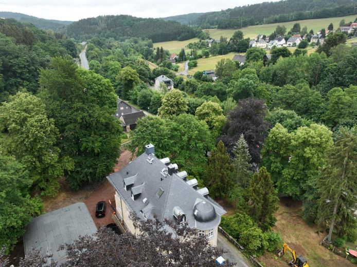 Gewerblich!! Erstbezug Haus 6 Zimmer, Stellplätze in wunderschöner Lage am Waldrand – Foto 5