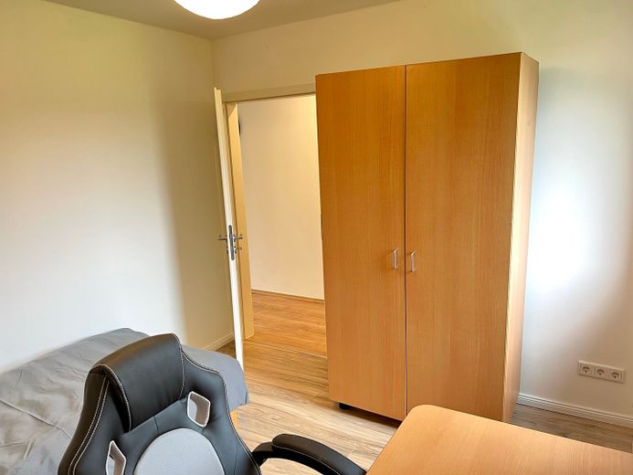 Schlaf-/Arbeitszimmer