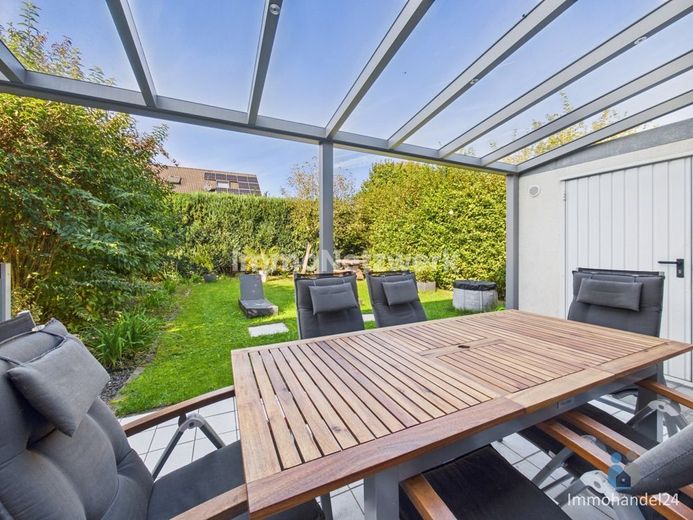 TOPLAGE***vollunterkellerte DHH mit Garage &amp; toller Wohnlage***NEU – Terrasse