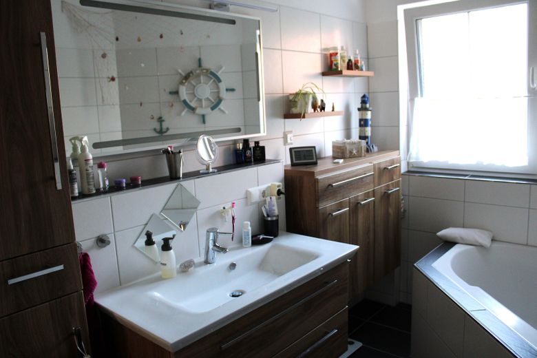 - sin comisión - Amplio piso de 5 habitaciones en planta baja en Ebersberg con piscina en el jardín privado – Bad