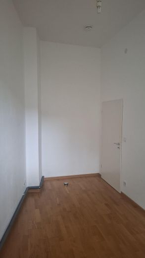 Bezugsfreie ETW, 2 Zimmer, 60qm, provisionsfrei, direkt v. Eigentümer – Gegenläufige Blickrichtung