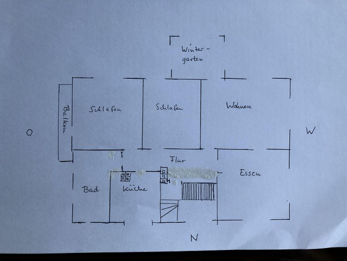 Lichtdurchflutete 4,5 Zimmerwohnung mit Balkon im oberen Göttinger Ostviertel – Grundriss zur Orientierung