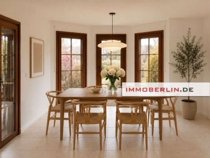 IMMOBERLIN.DE - Wasserblick! Gepflegtes Einfamilienhaus mit großem Südostgarten & Nebengelass – Foto 1